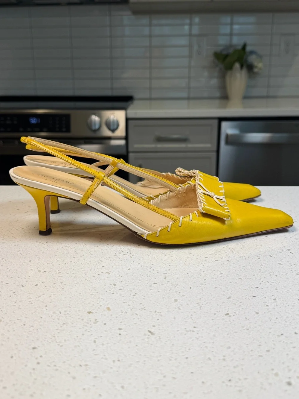 Vintage Kate Spade Slingback Kitten Heels Yellow White Leather Pointed Italy 10